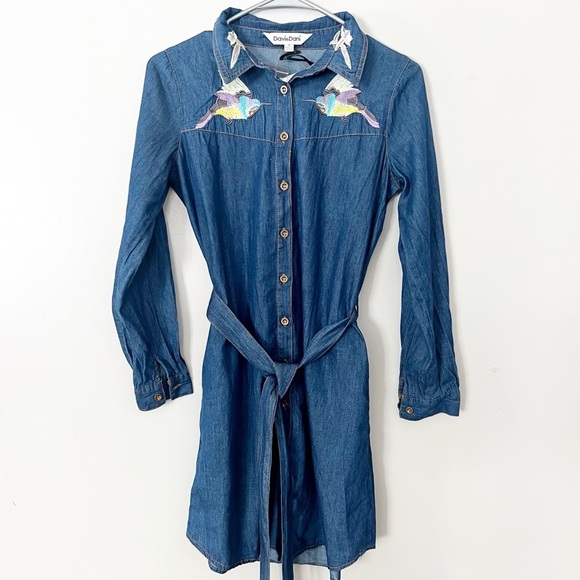 NWT Davi & Dani Denim Embroidered Shirt Dress Cotton Chambray Bird Pockets Small - Picture 2 of 15